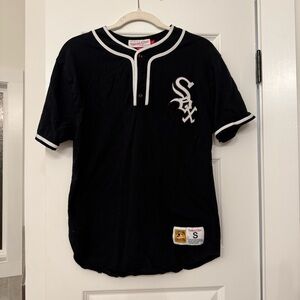 Mitchell & Ness Chicago White Sox Henley Jersey S Cooperstown Collection